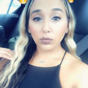 Meet your Posher, Leslie